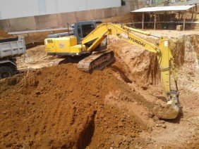 Transbello Terraplenagem e Terraplanagem Demolição e Locação de Máquinas - Photo 2