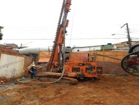 Demolidora e Terraplenagem Zerbinatti - Photo 2