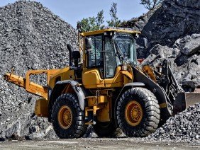 NAGANA | Comércio e Transporte de Areia, Pedra e Fresa Asfáltica - Photo 3