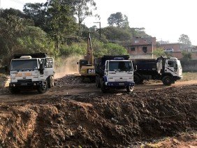 H&J terraplenagem e locações de equipamentos - Photo 3