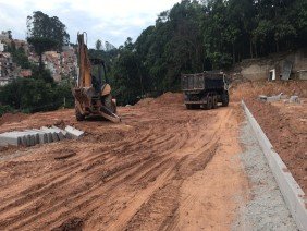 H&J terraplenagem e locações de equipamentos - Photo 2